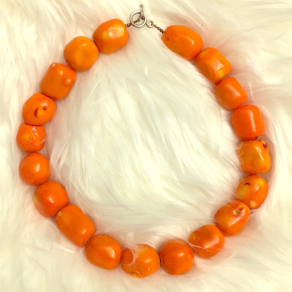 Vintage Jewelry - Beautiful Real Coral Necklace 🍊
